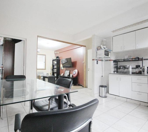 Imagen 3 de 12 de Venta - Departamento 3 Ambientes - Luminoso - Parque Avellaneda - Bajas Expensas