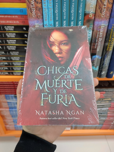 Libro Chicas De Muerte Y De Furia - Natasha Ngan