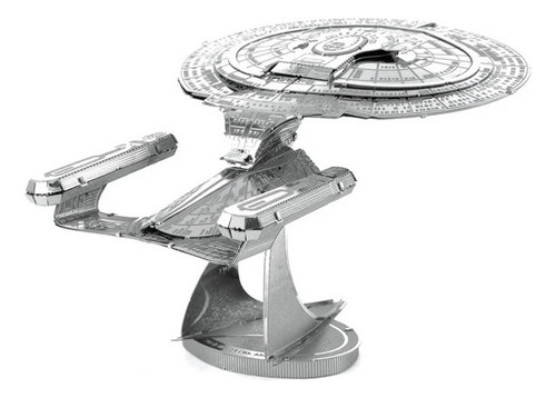 Star Trek - Uss Enterprise 1701-d Puzzle 3d Metal Model (Usado)