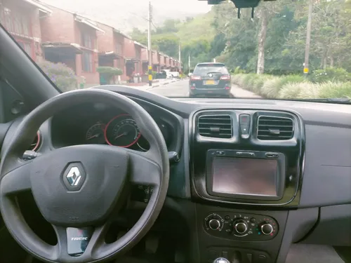 Renault Stepway .
