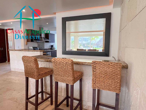 Cad Vidamar Residencial C1 D 101. Terraza Con Jacuzzi Y Salida Al Jardín