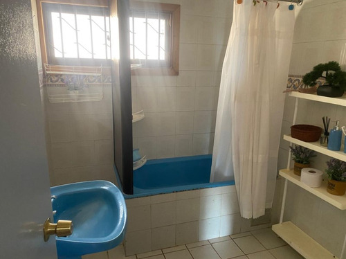 Amplia Casa Amoblada En Algarrobo: 6 Hab, 2 Baños