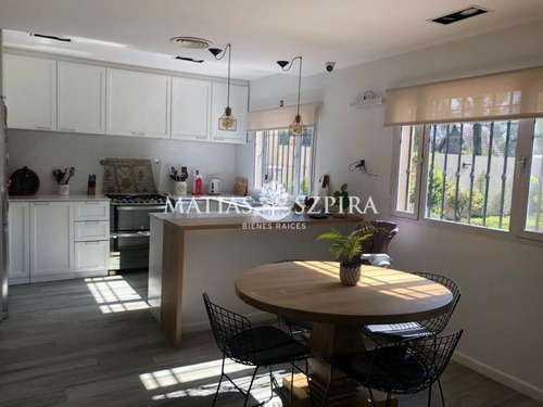 Imagen 6 de 27 de Casa En Venta En Villa Udaondo