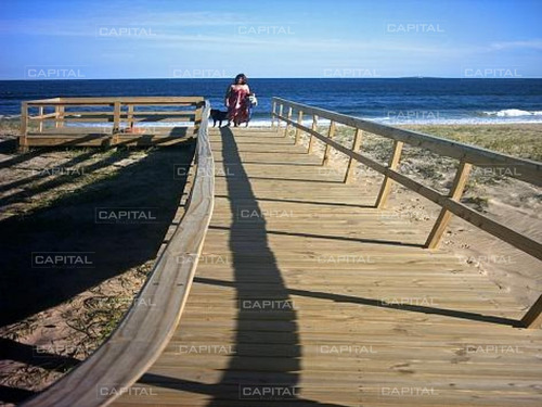 Casa Rincon Del Punta Del Este. - Ref: 27258