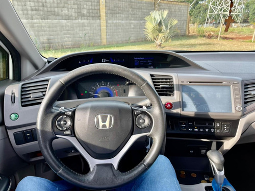 Imagem 8 de 14 de Honda Civic 2013 1.8 Lxl Flex Aut. 4p
