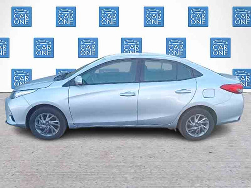 Toyota Yaris 1.5 XLS CVT 4P