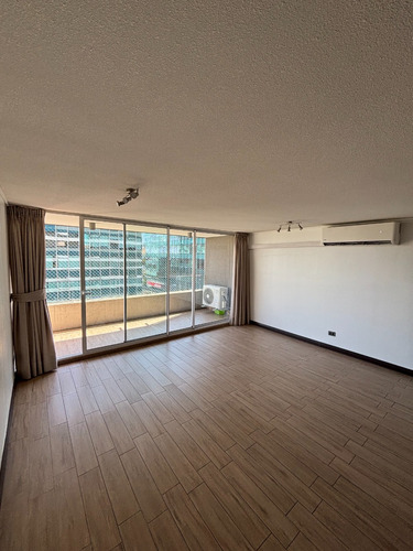 Departamento En Av. Las Condes Cerca De Clinica Las Condes