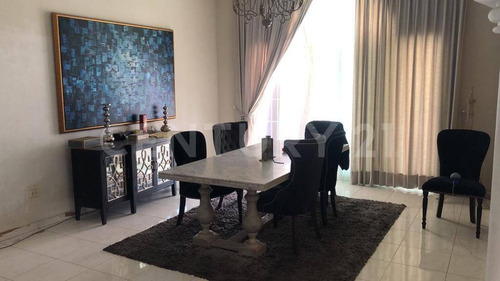 Imagen 3 de 15 de Casa En Renta Residencial Montebello Culiacan