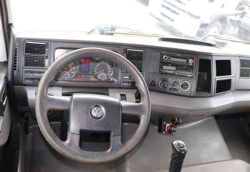 Volkswagen 26.280 - 6x4 Ano 2022 Com Cacamba Facchini 16m3