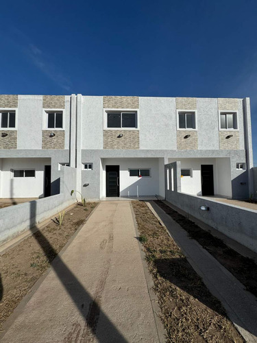 Excelente Duplex De 2 Habitaciones En Venta - Cuesta De Manantiales