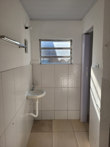 Casa 1 Quarto Na V. Sta Isabel/ V. Carrão