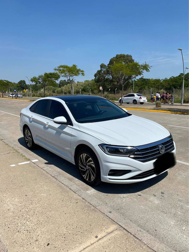 Imagen 15 de 17 de Volkswagen Vento 2019 1.4 Highline 150cv At