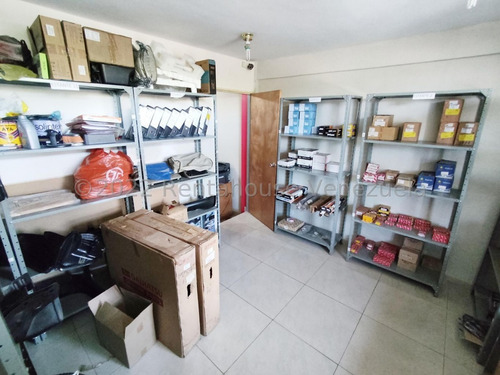Imagen 19 de 30 de ¿? !! Ajlópez !! Local A Pie De En Venta Centro Barquisimeto Lara, Código Rah 22-28244 $ 42000 1 Baños 46 M²
