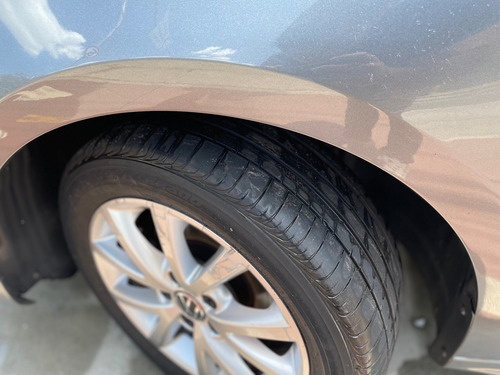 Volkswagen Jetta 2.0 Comfortline Flex 4p Automática