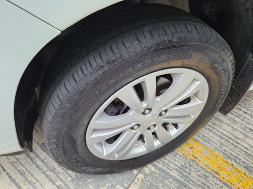 Chevrolet Spin 1.8 LT 8V FLEX 4P MANUAL