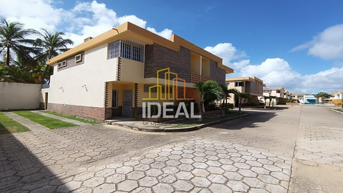Imagen 11 de 12 de Ideal Vende Town House De 116m2 3 Habitaciones Y 3 Baños En Conjunto Mocoties Tucacas
