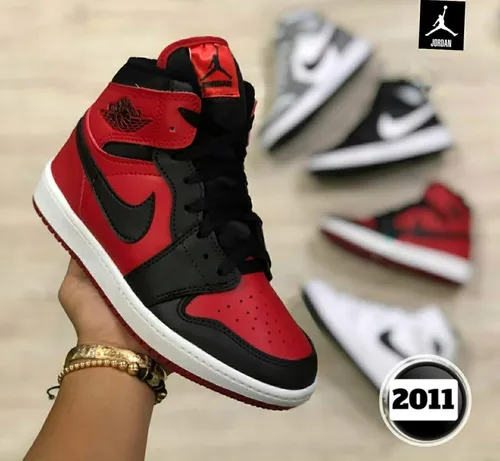 Retro 1 rojas sale