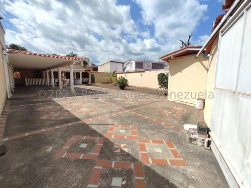 Casa En Venta Urbanizacion San Jacinto Maracay Nv