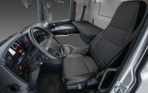 Scania P320 (entrada+parcelas) 8x2 2020/2021 0km