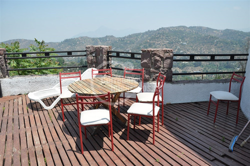 Casa En Venta En El Arrayán, Vista Insuperable Espectacular