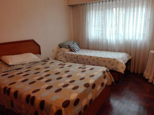 Casa 4 Ambientes Con Garage, Parque Y Quincho