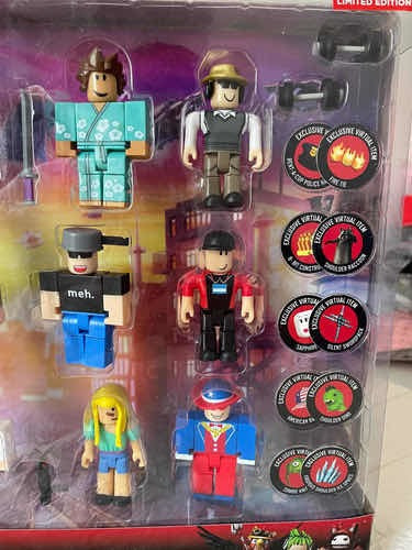 Figuras De Acción Roblox Colección De The Vault 20 Códigos