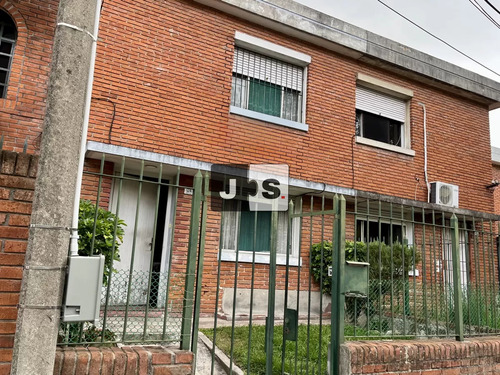 Venta Casa De 3 Dormitorios Buceo