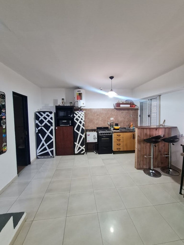 Imagen 2 de 5 de Ph 2 Amb Al Fte C/terraza. Venta
