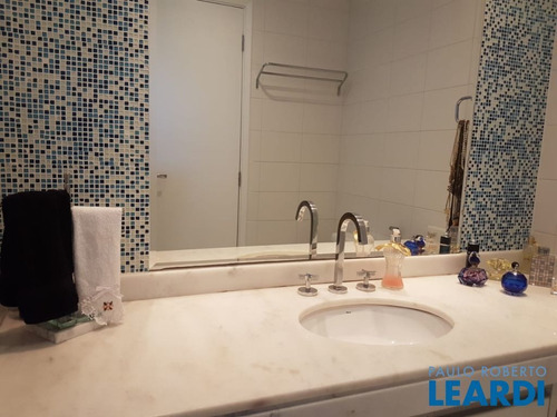 Imagem 11 de 15 de Apartamento - Campo Belo - Sp - 591762