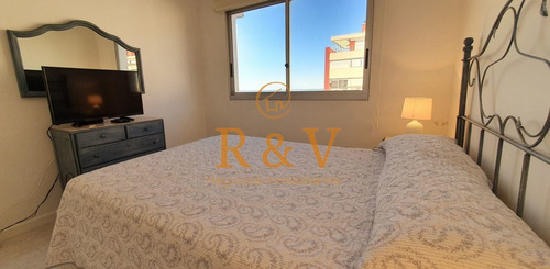 Imagen 11 de 17 de Apartamento En Alquiler 2 Dormitorios En Playa Brava De Punta Del Este