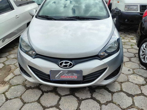 Imagem 2 de 11 de Hyundai Hb20s 2015 1.6 Comfort Plus Flex 4p