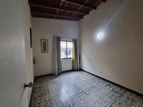 Casa En Venta En Floresta. Cod V12387