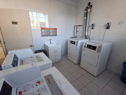 Venta De Depto 2d 1b Av Recoleta