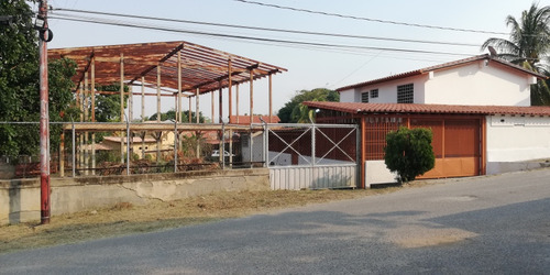 Casa En Venta En Cumbres Del Manzano Barquisimeto. Nv