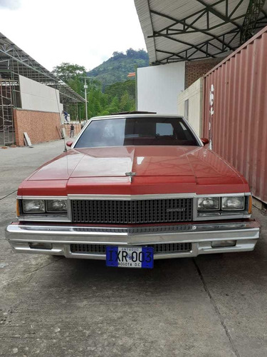 Imagen 1 de 7 de Chevrolet Caprice Rojo Modelo 1977 Irx 003