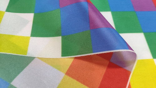 Bandera Wiphala De 70 X 70 Cm Con Cinta De Refuerzo Y Sogas