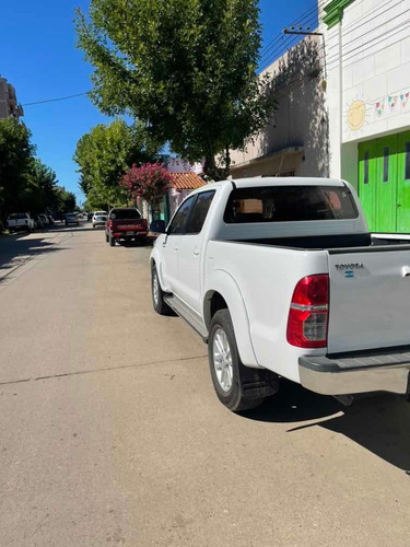 Toyota Hilux 3.0 Cd Srv 171cv 4x2 2014