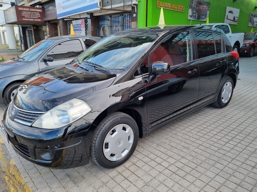 Imagen 13 de 13 de Nissan Tiida 2008 1.8 Visia
