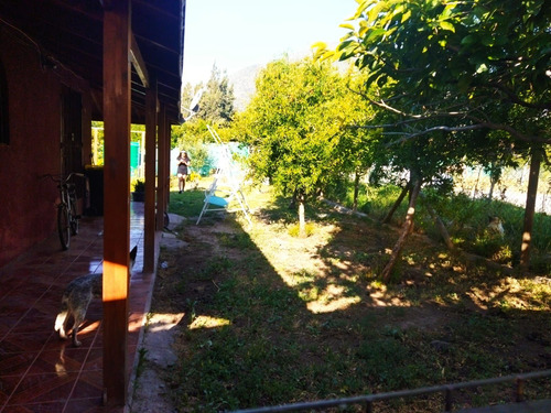 En Venta Casa Con Terreno De 1.030 Mts2, San José De Maipo
