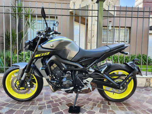 Imagen 2 de 25 de Yamaha Mt 09
