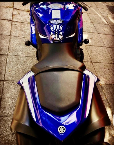 Yamaha R1
