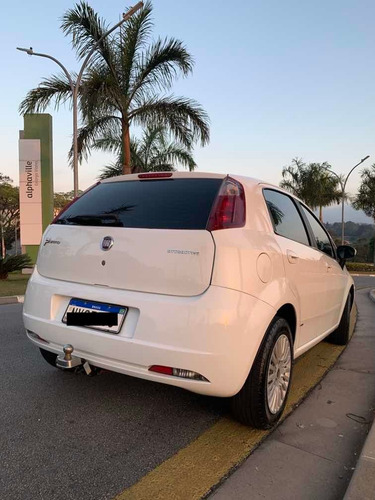 Fiat Punto 2011 1.4 Attractive Flex 5p