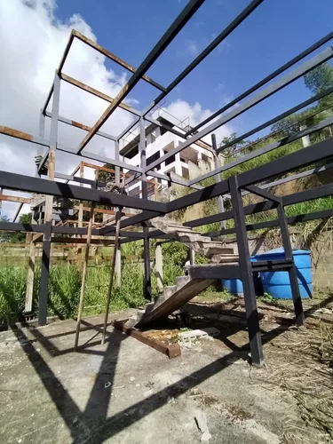 El Hatillo, Urb Caicaguana, Oportunidad, Parcela Con Construccion En Venta.
