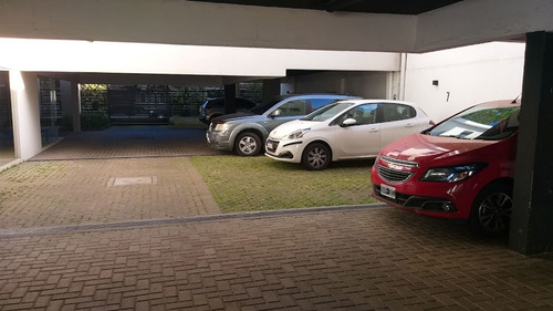 Imagen 22 de 28 de Cochera Venta En Olivos
