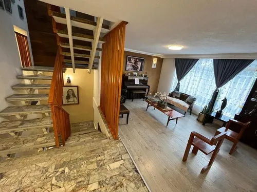 En Venta Amplia Y Cómoda Casa, Los Reyes, Coyoacan Cc