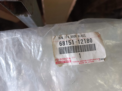 Goma O Corredora Vidrio Delantero Izquierdo Corolla 1999-02