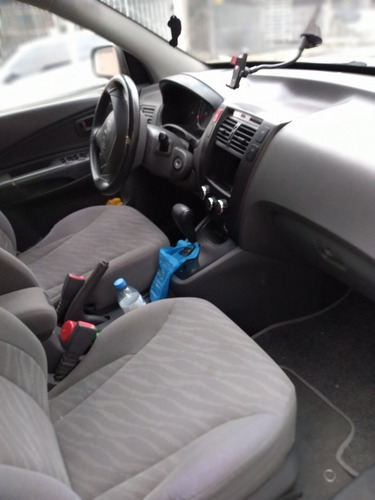 Hyundai Tucson Gl 2.0