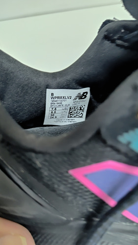 Tenis New Balance Feminino Preto Roxo Rosa 36 Fuelcell (Usado)
