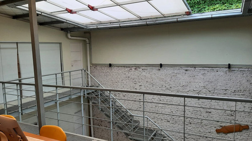 Ph Adaptado Para Uso Comercial, Apto Vivienda - Villa Urquiza- Venta