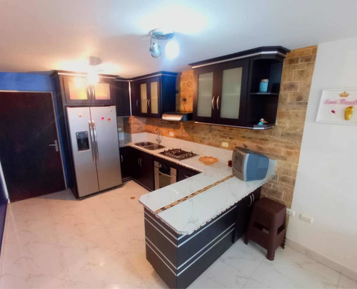 Imagen 7 de 13 de Apartamento En Vista Real 3hab 2 Baños Sprc